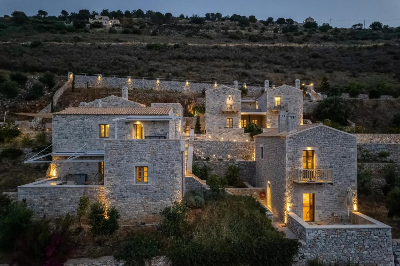 Trapela Limeni Luxury Suites Eksteriør bilde